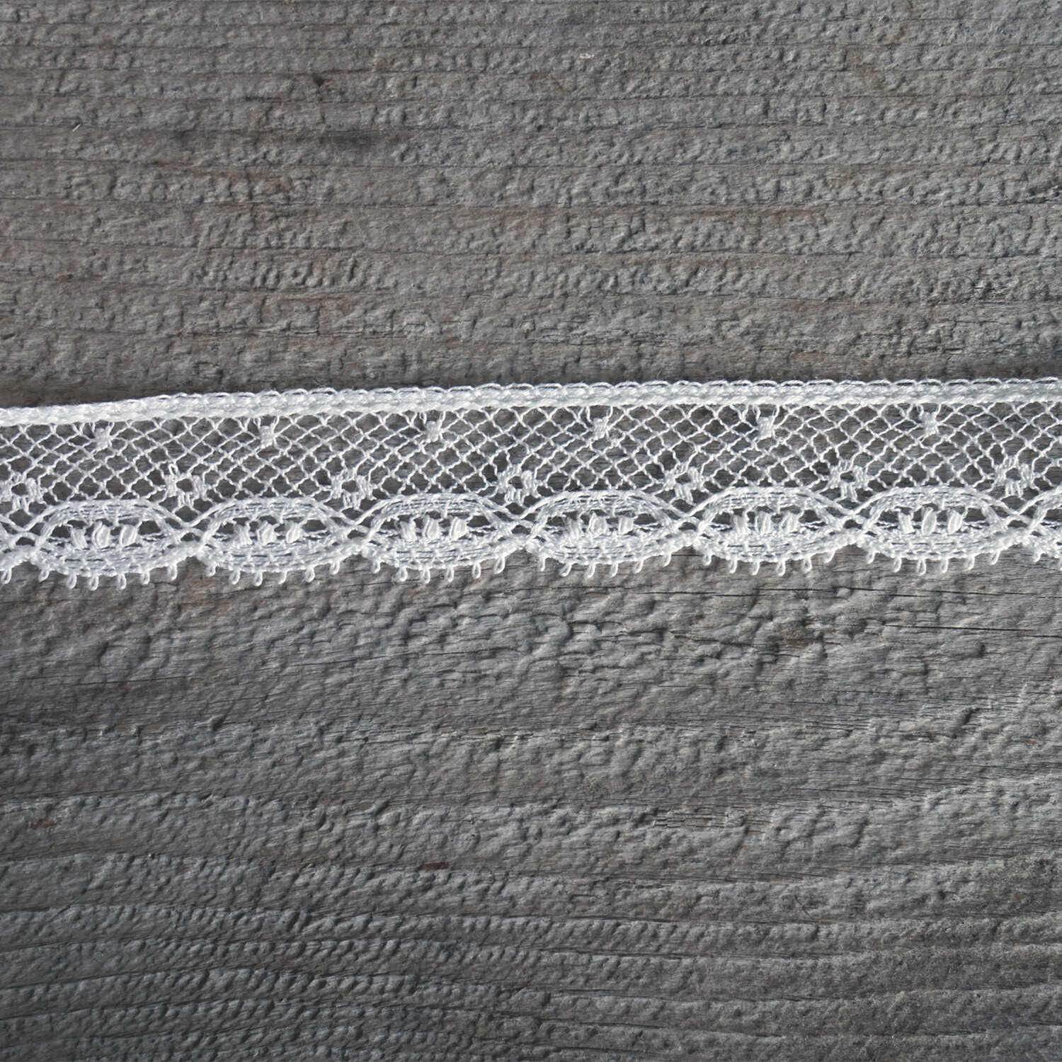 1 1/2 wide lace edging