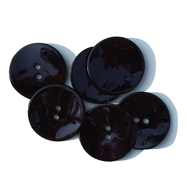 Black Shell Buttons
